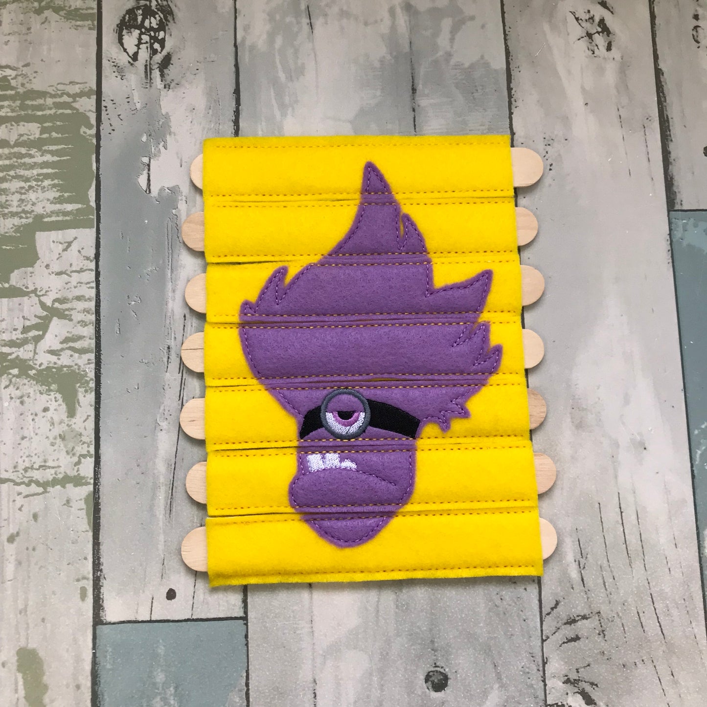 Evil Helper Felt Stick Puzzle