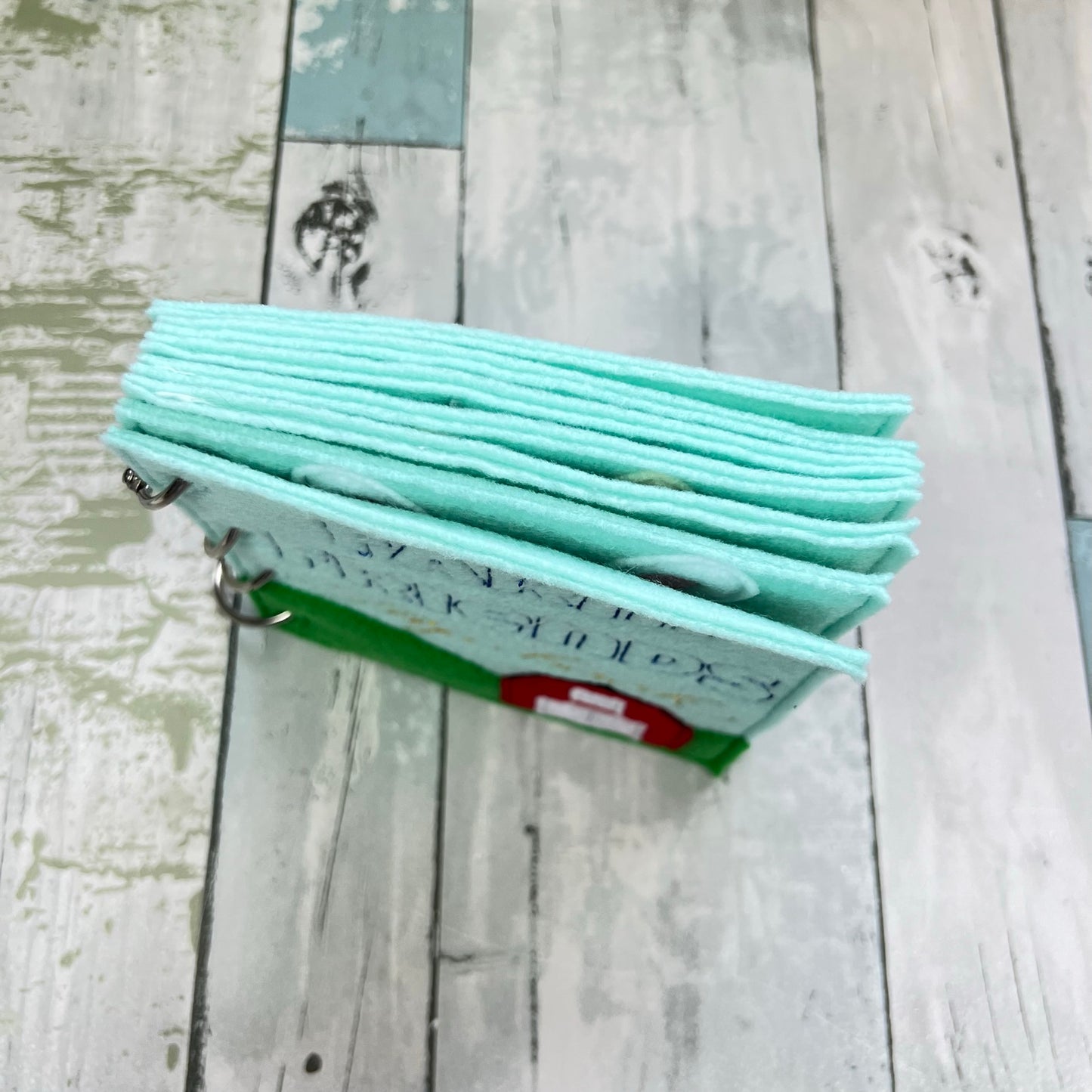 Farm Friends Flip Book • Felt Quiet Time Book