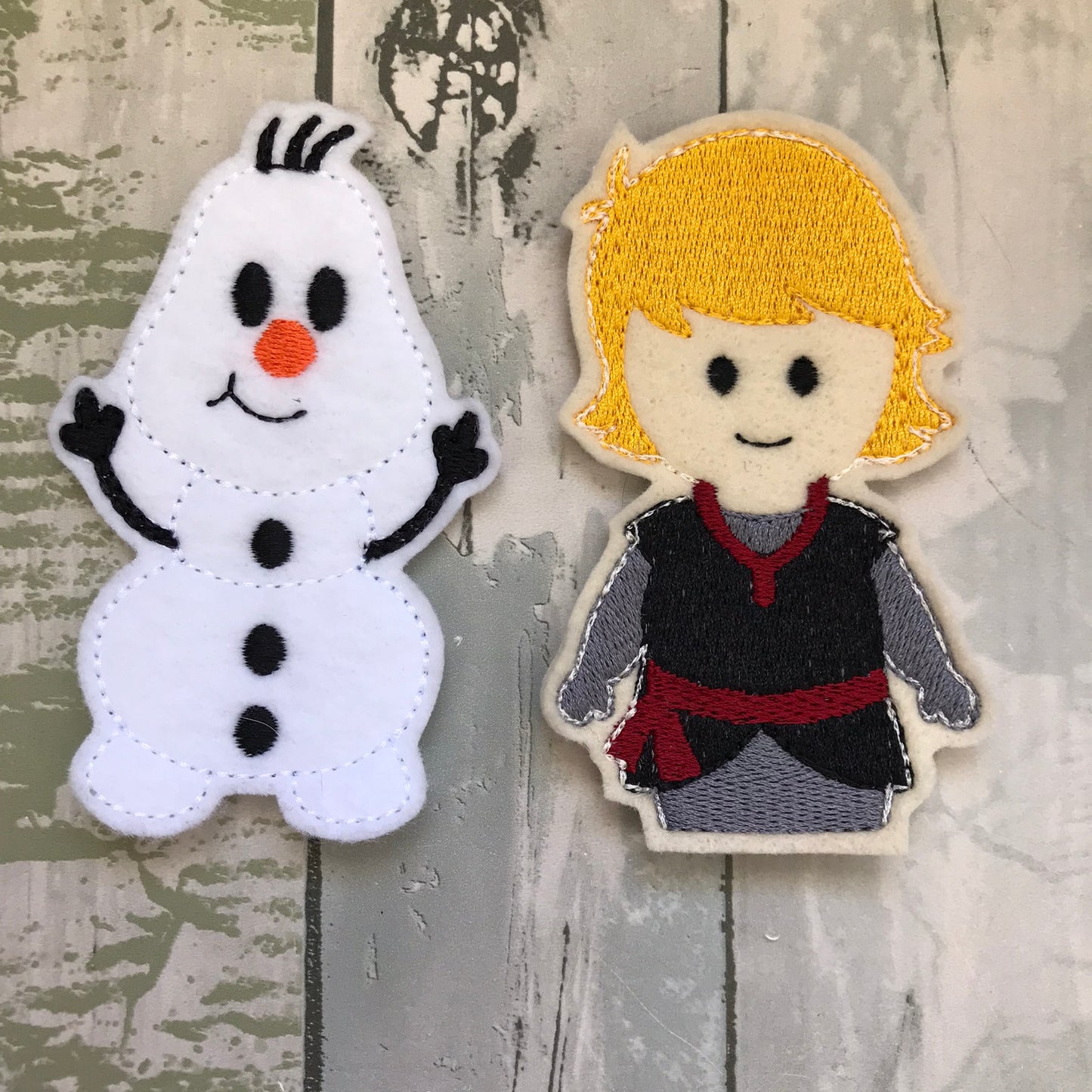 Cold Sisters Finger Puppets