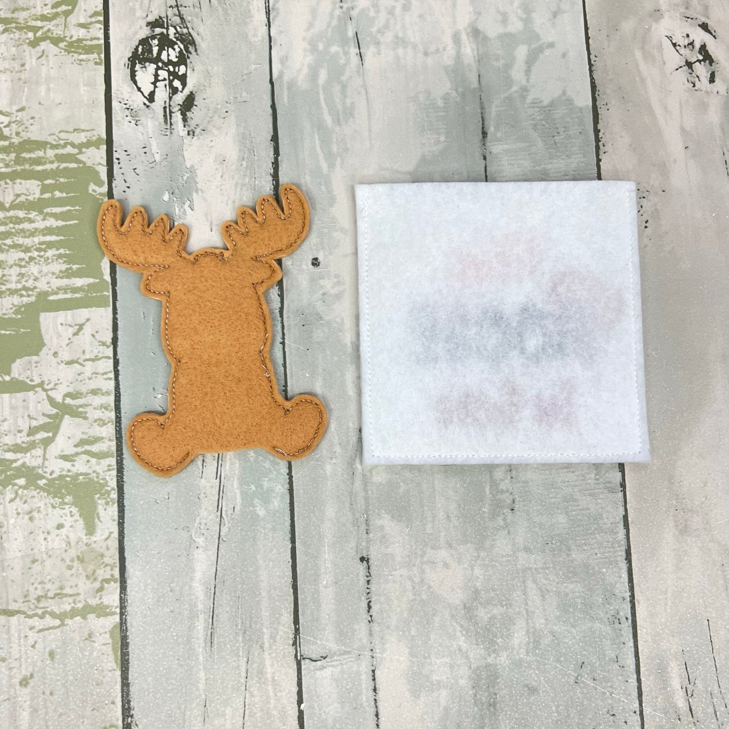 Moose Felt Finger Puppet with Pouch