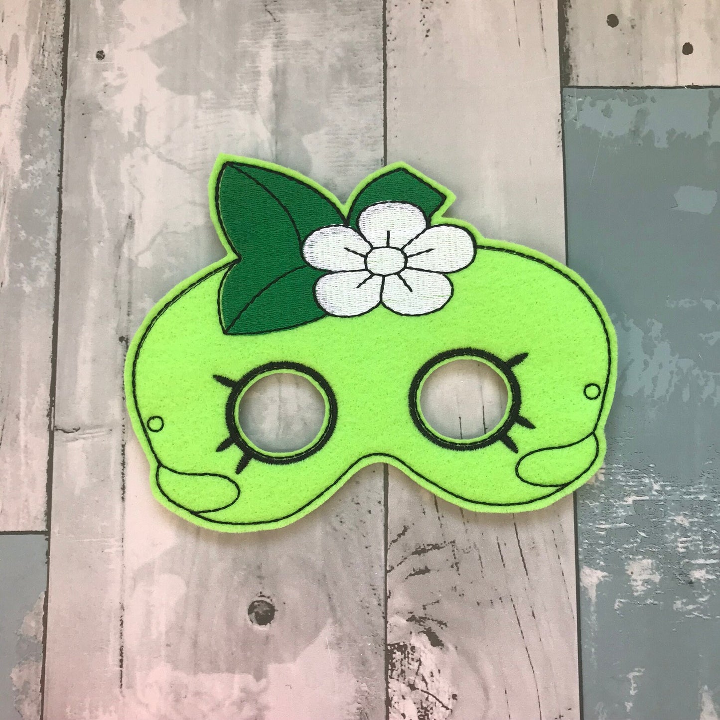 Apple Felt Play Mask