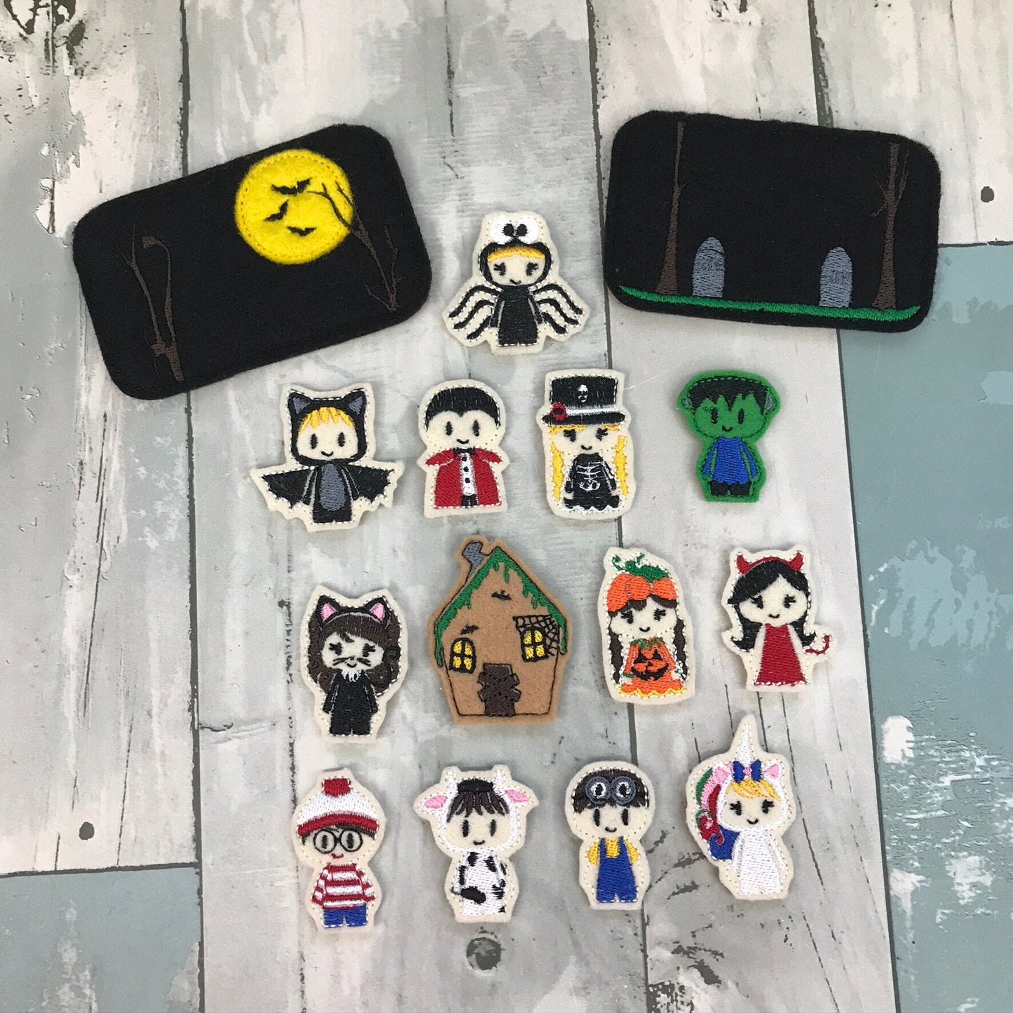 Halloween Felt Pocket Play Set With Tin