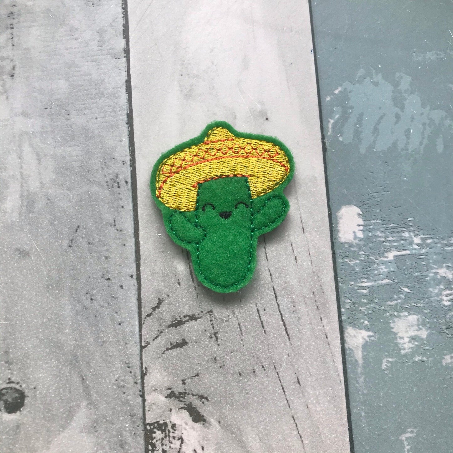 Cactus with Sombrero Felt Snap Hair Clip