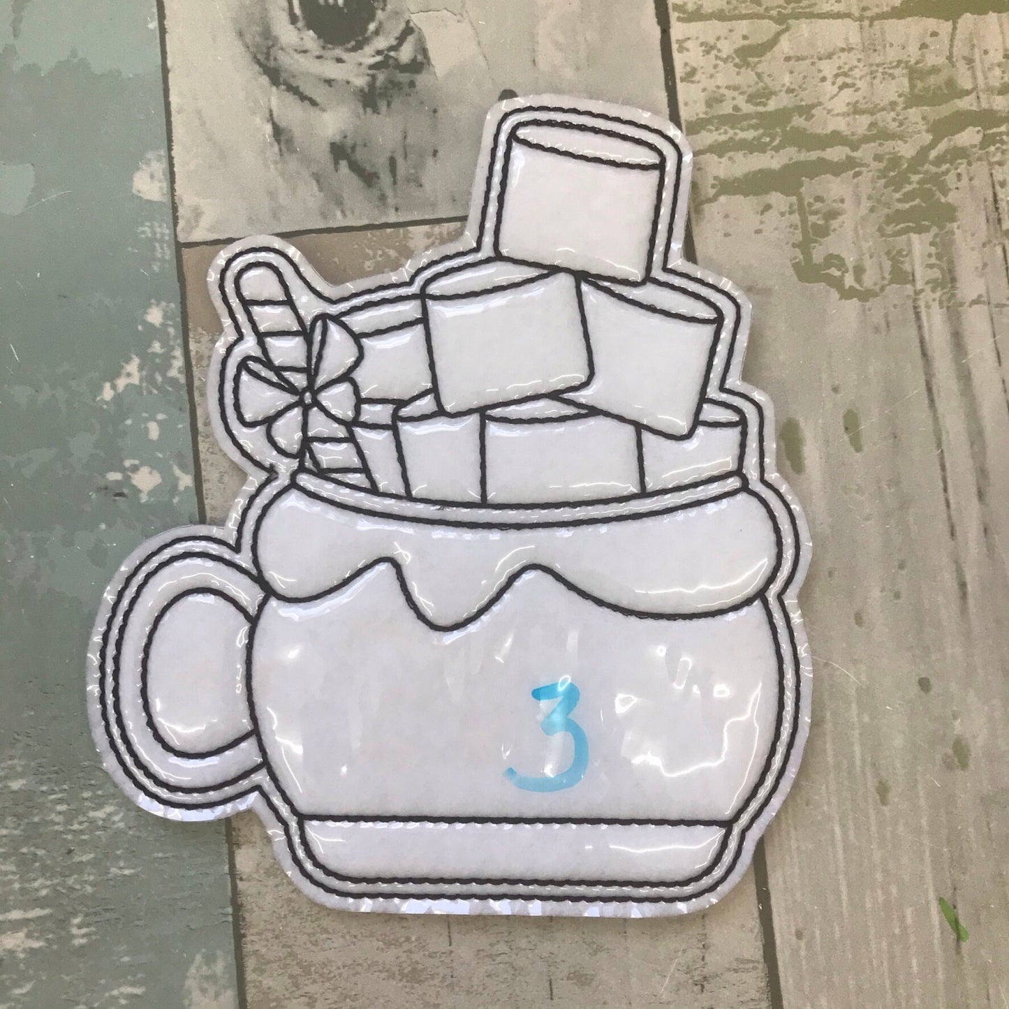 Winter Drinks Colouring Dolls