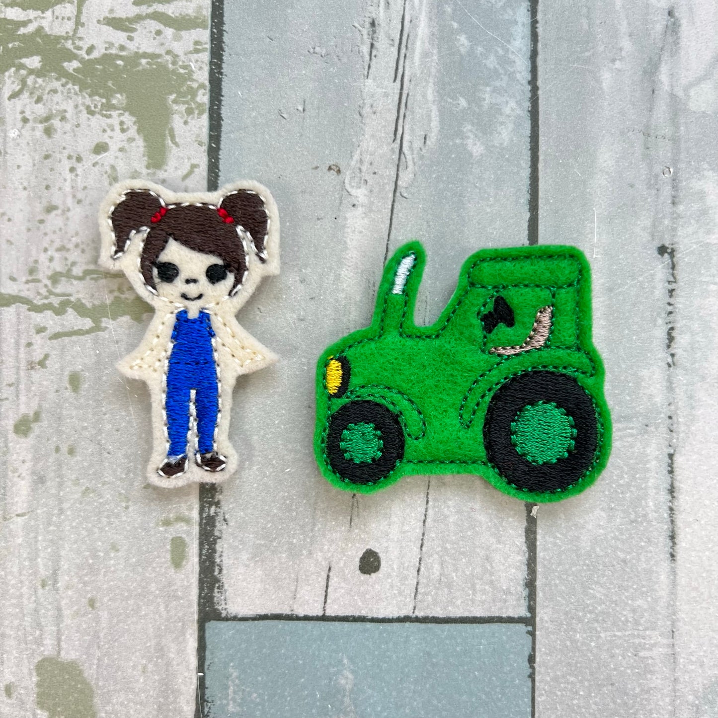 Pumpkin Farmer Felt Pocket Play Set With Tin