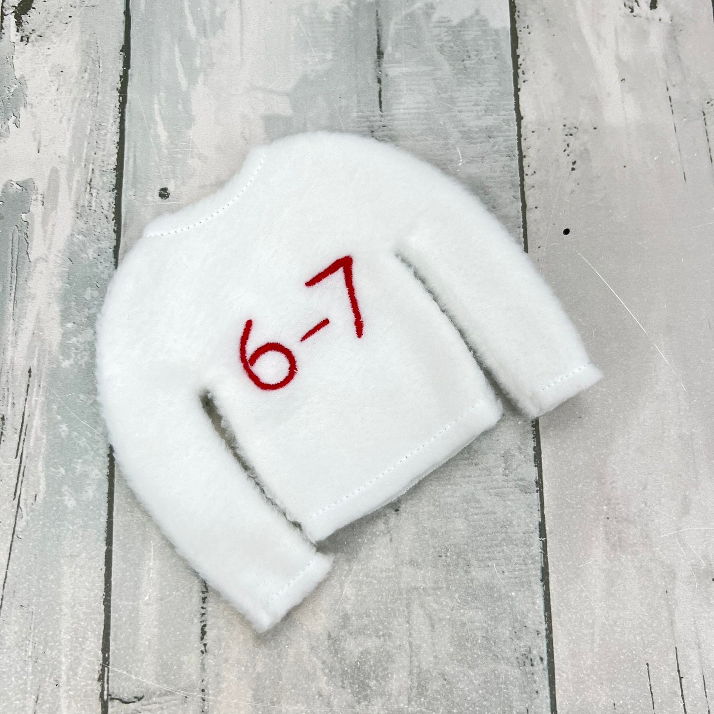 6 - 7 Elf Sweater