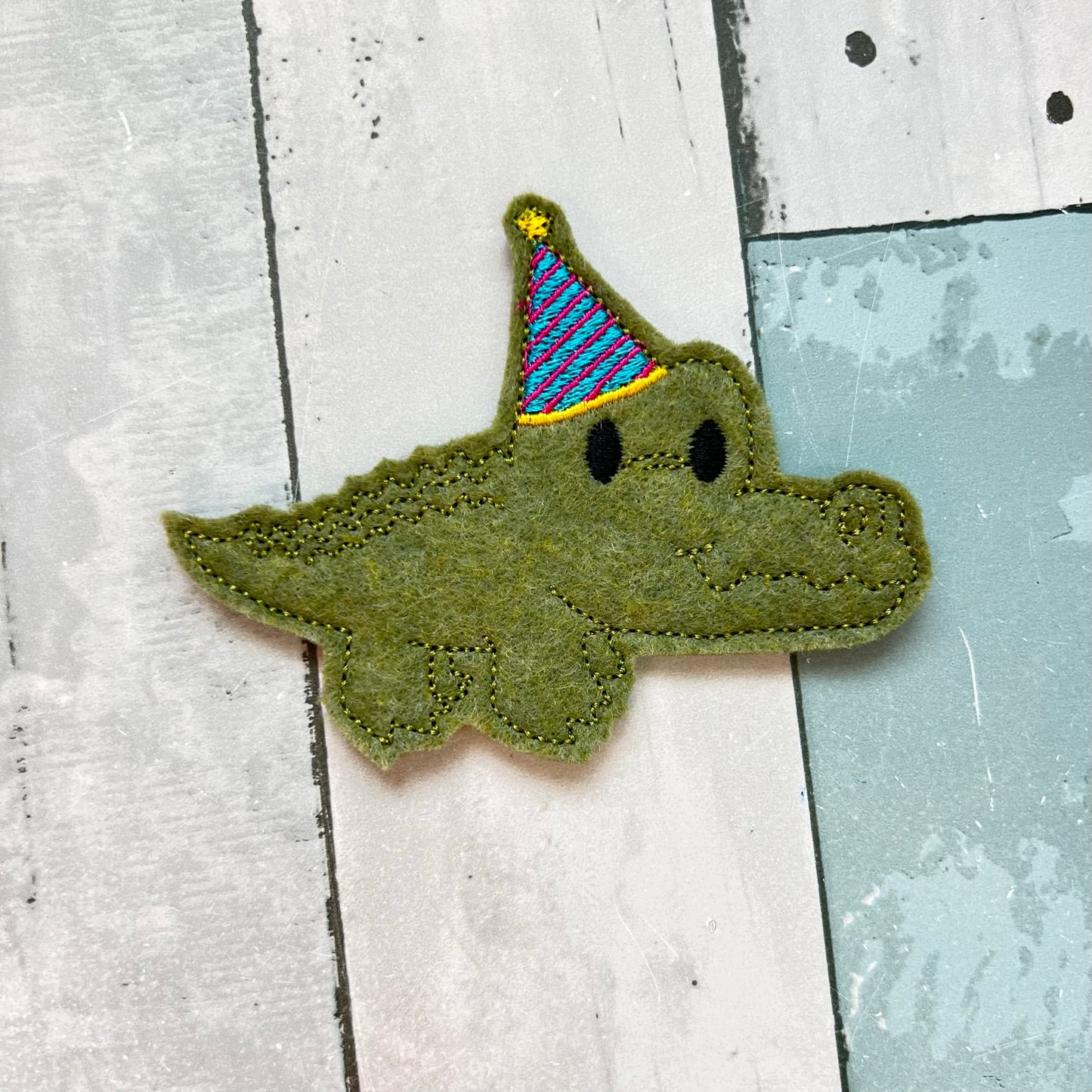 Alligator Felt Finger Puppet with Pouch