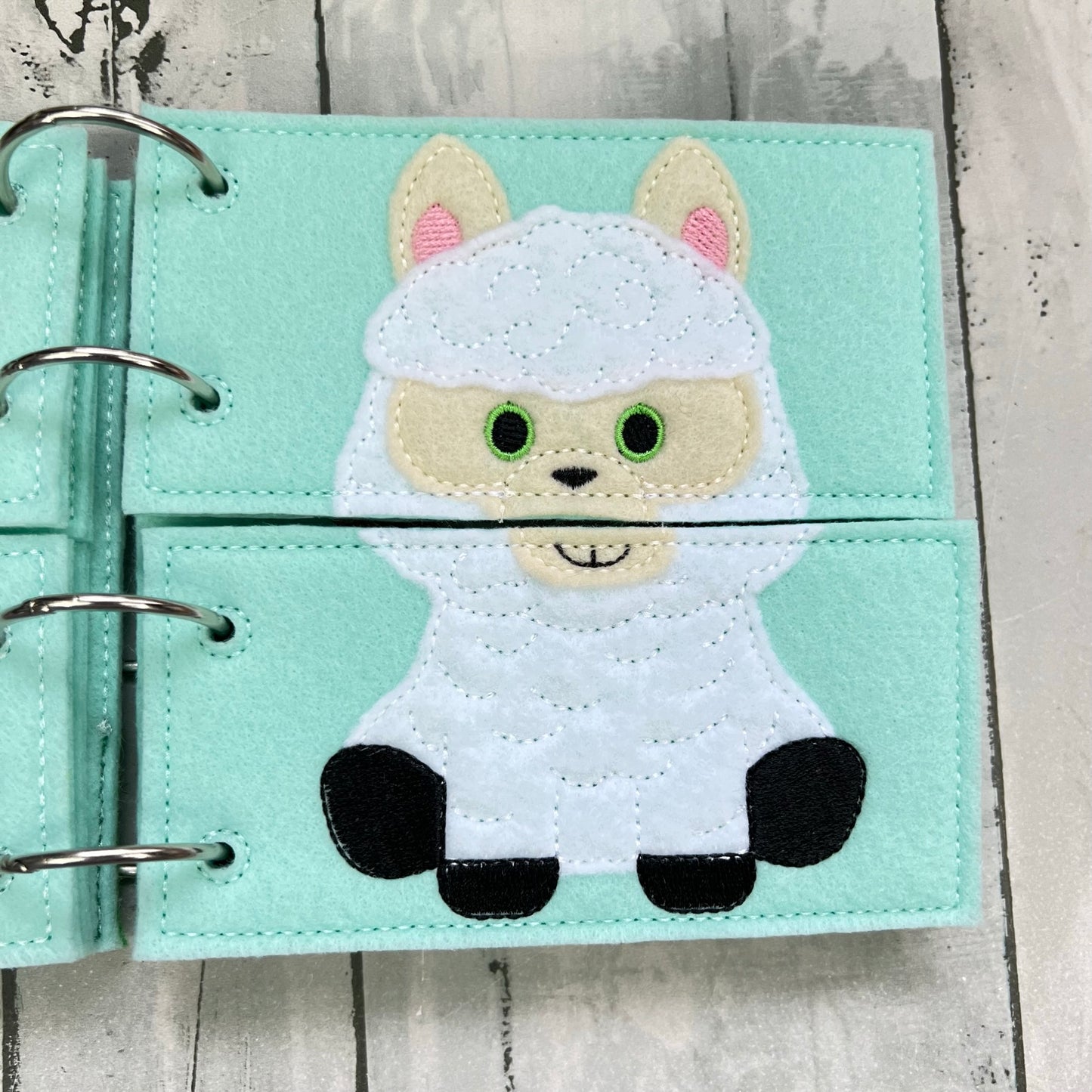 Farm Friends Flip Book • Felt Quiet Time Book