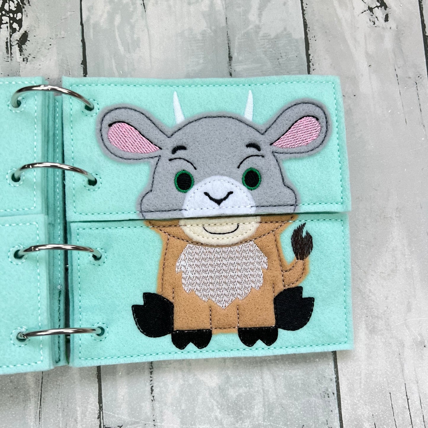 Farm Friends Flip Book • Felt Quiet Time Book