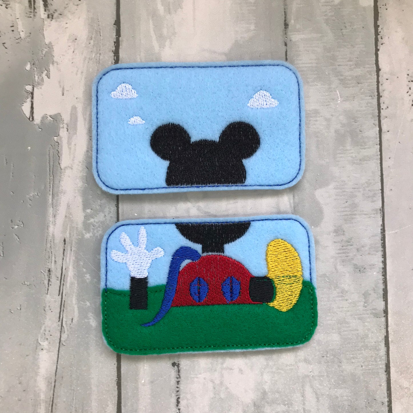 Friends Felt Pocket Play Set With Tin