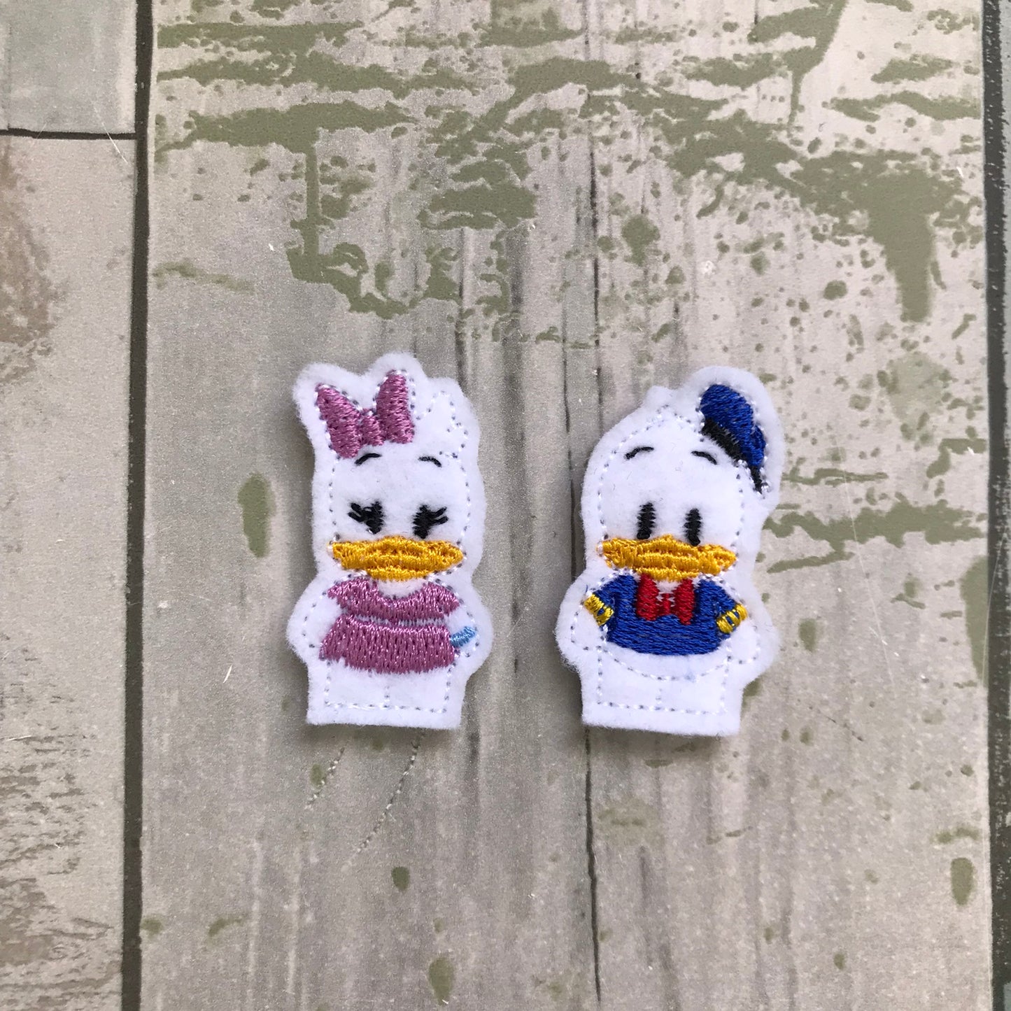 Friends Felt Pocket Play Set With Tin