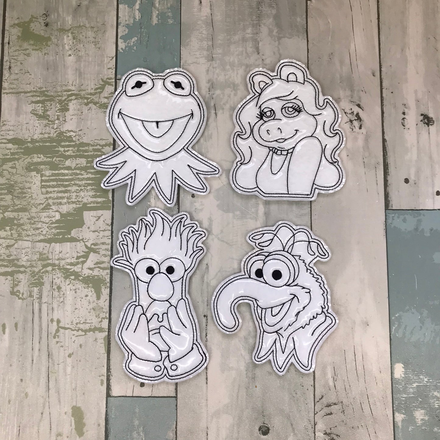 Puppet Gang Colouring Dolls