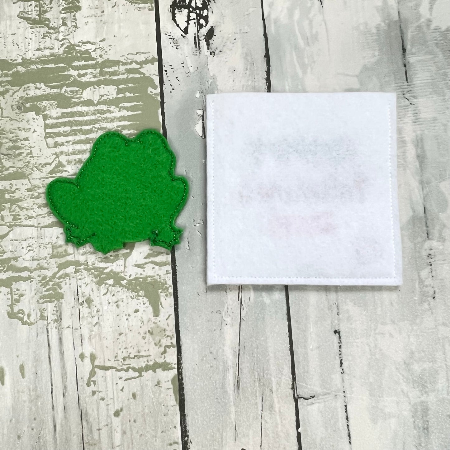 Frog Felt Finger Puppet with Pouch