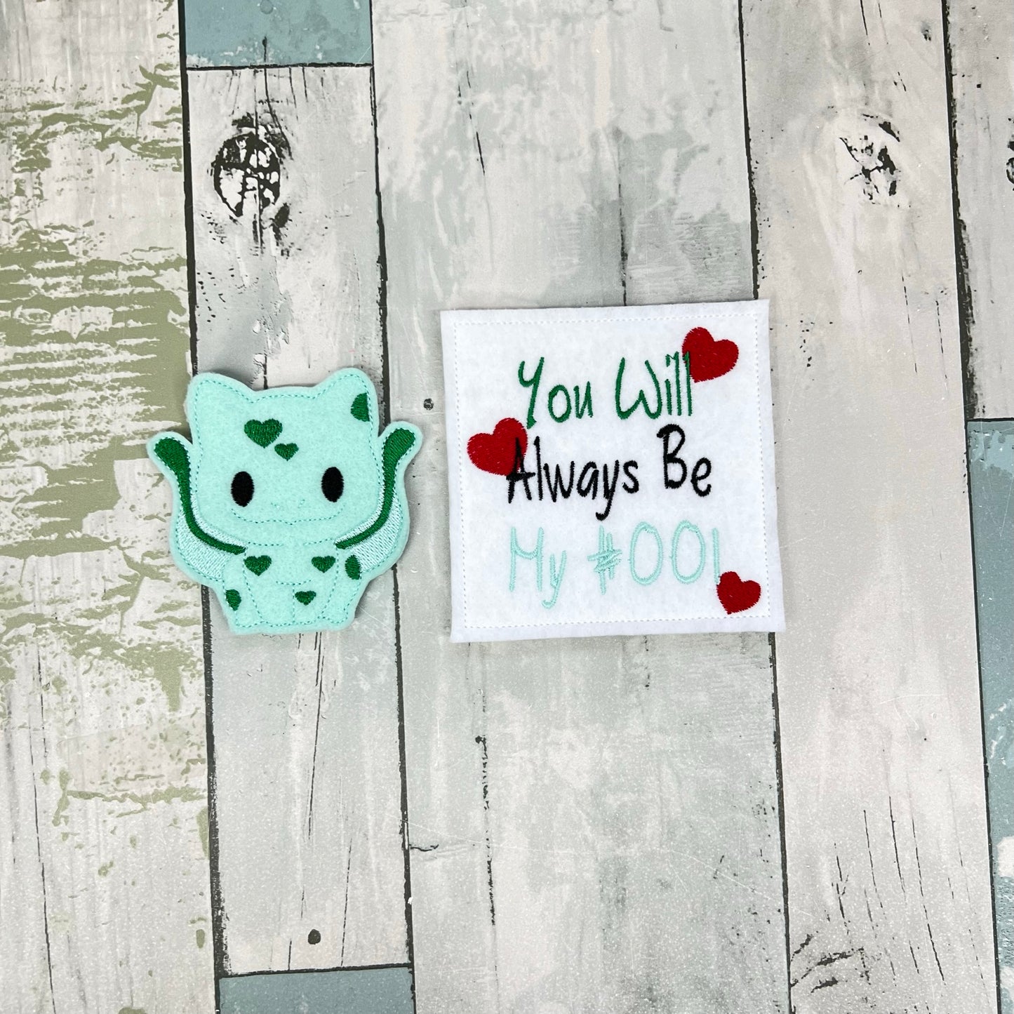 Green Blob Felt Finger Puppet with Pouch