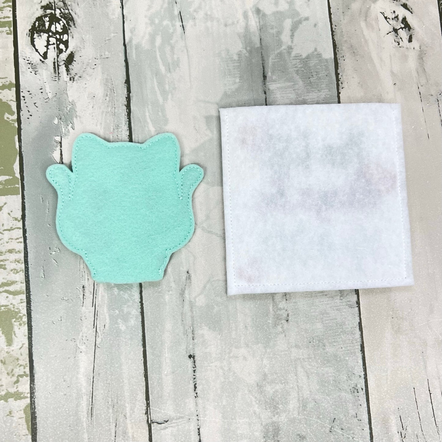 Green Blob Felt Finger Puppet with Pouch