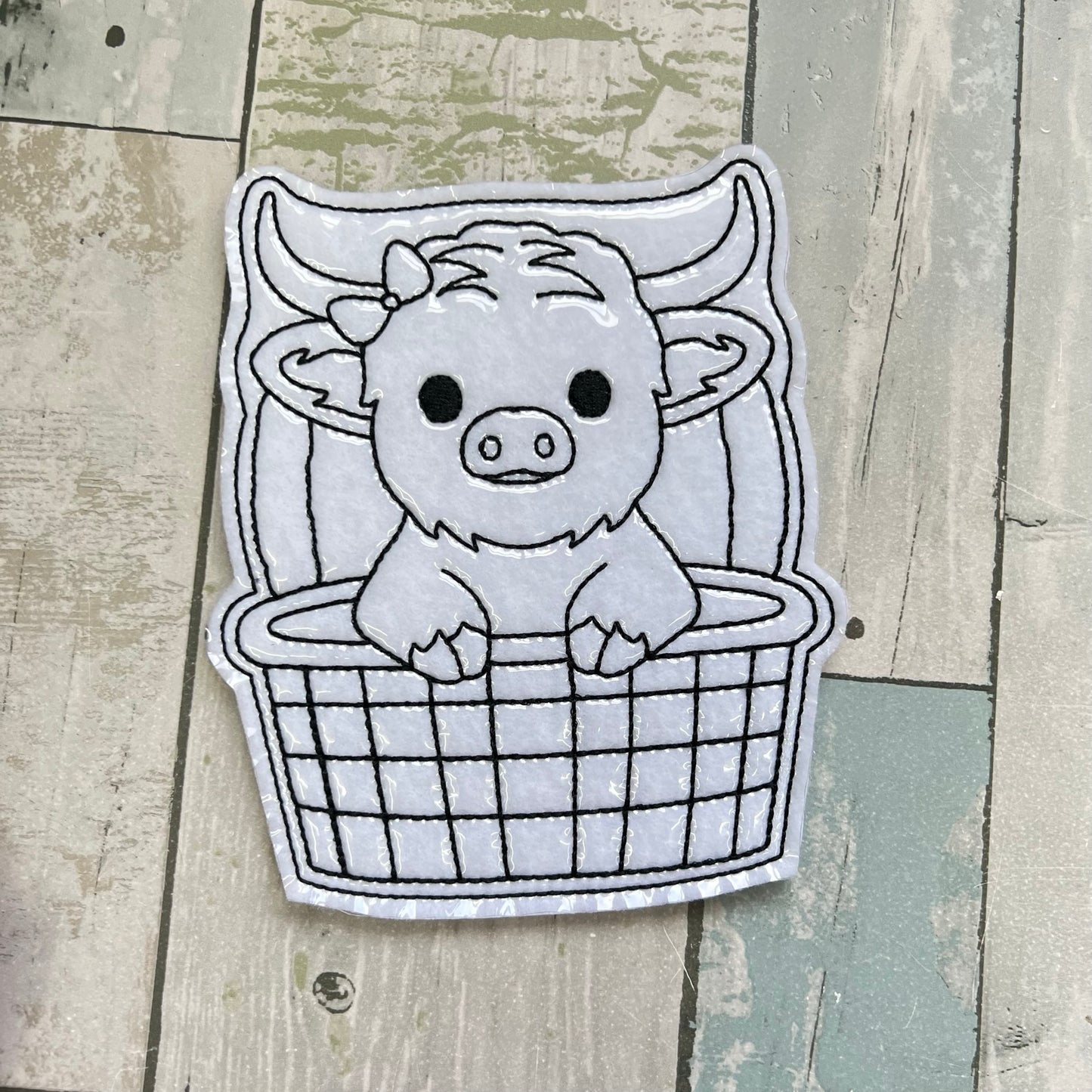 Highland Cow Easter Colouring Dolls