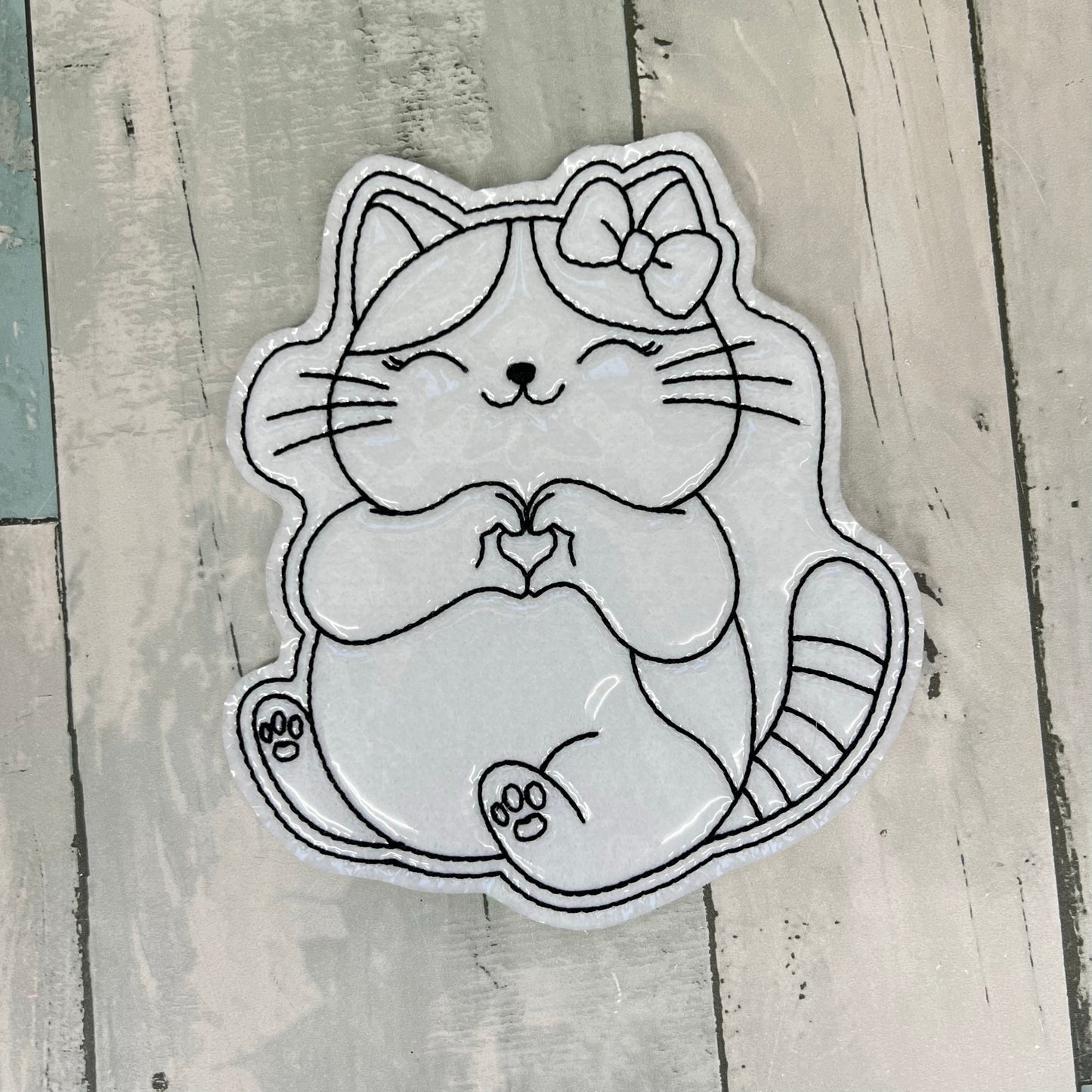 Animal Heart Hands Set 2 Colouring Dolls