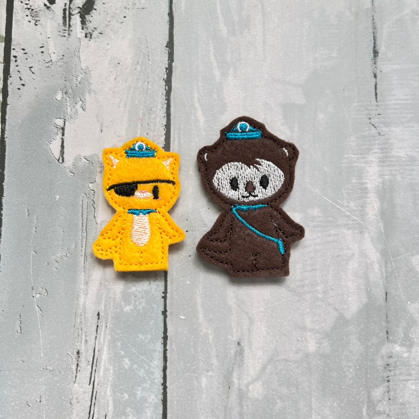 Creature Report Felt Pocket Play Set With Tin