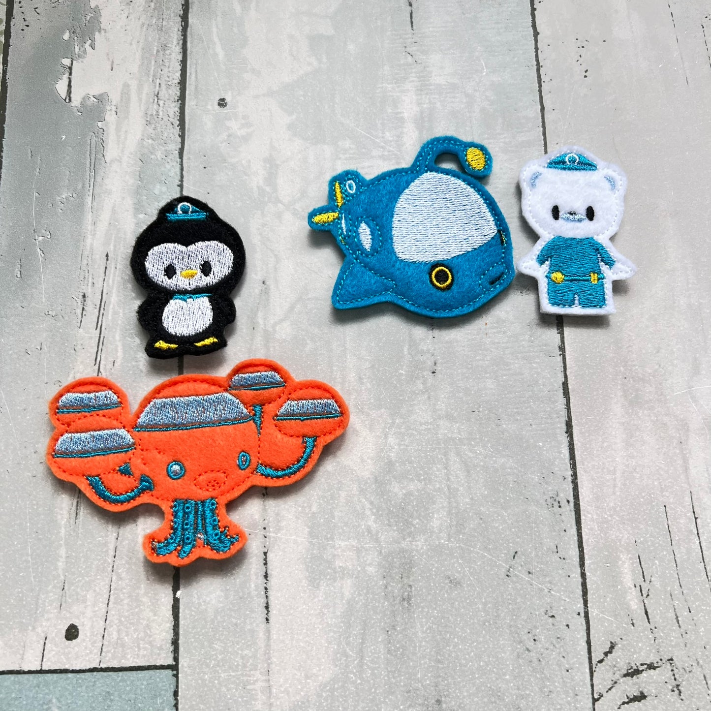 Creature Report Felt Pocket Play Set With Tin