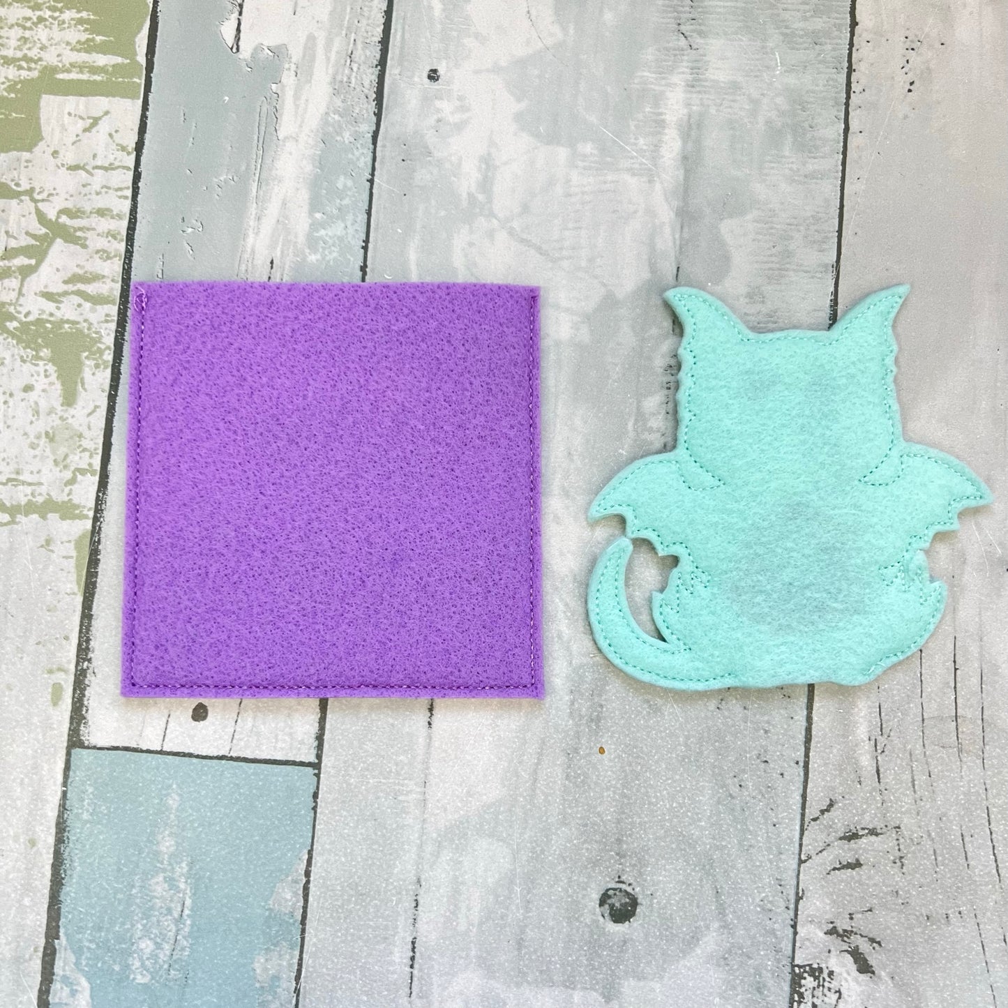 Dragon Felt Finger Puppet with Pouch