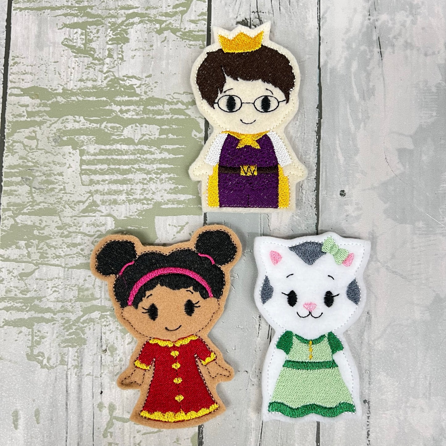 Friendly Tiger Town Finger Puppets