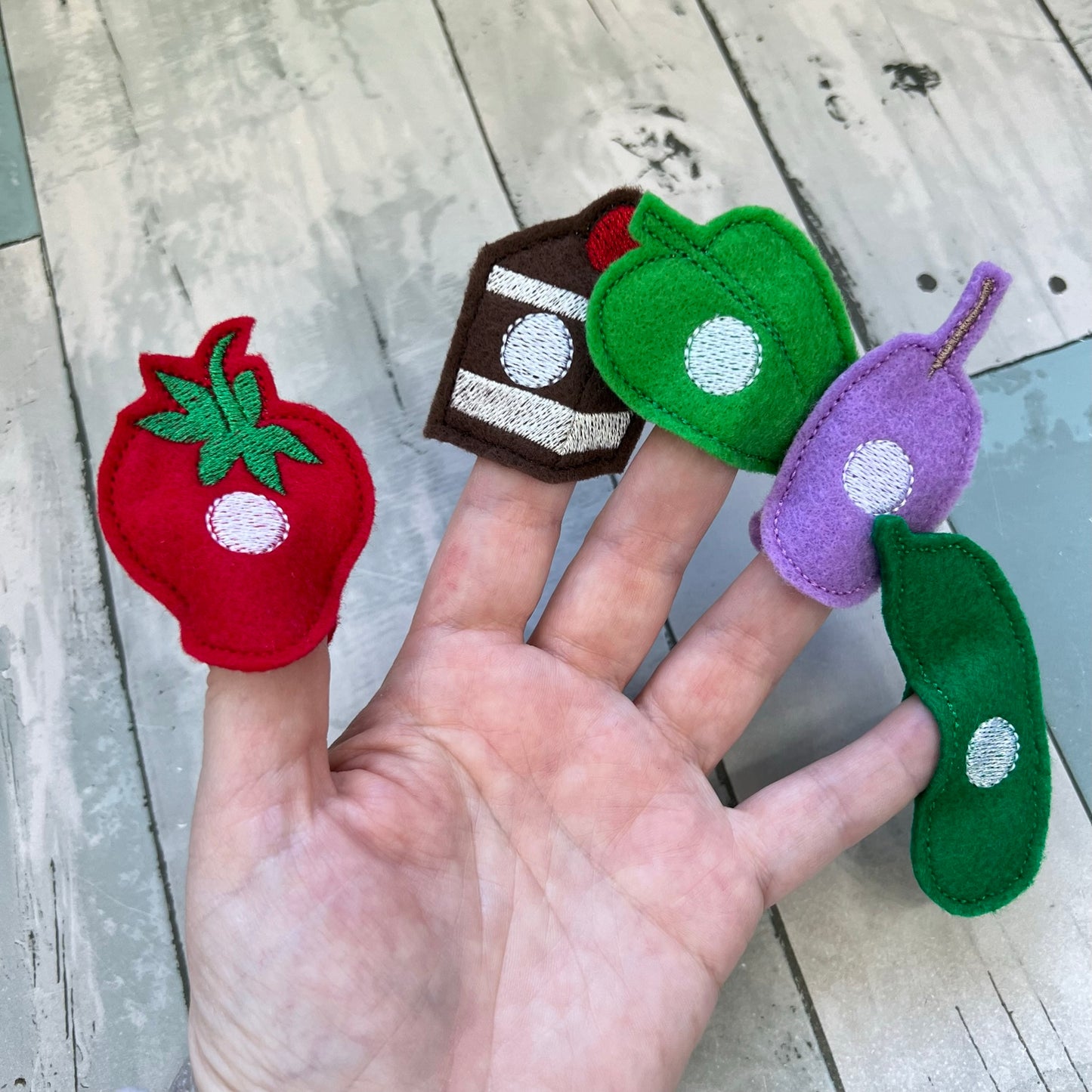 The Little Garden Wanderer Finger Puppets