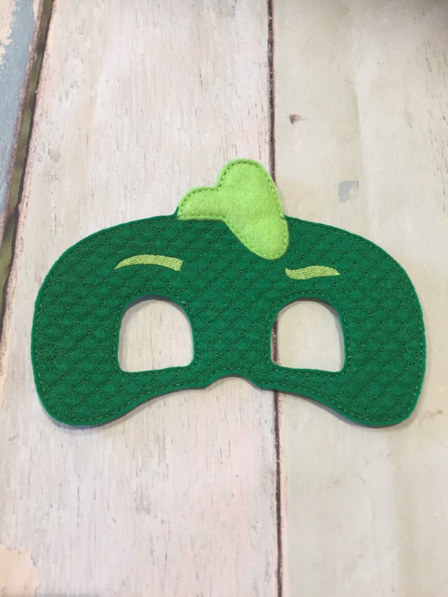 Bedtime Heroes Felt Play Mask