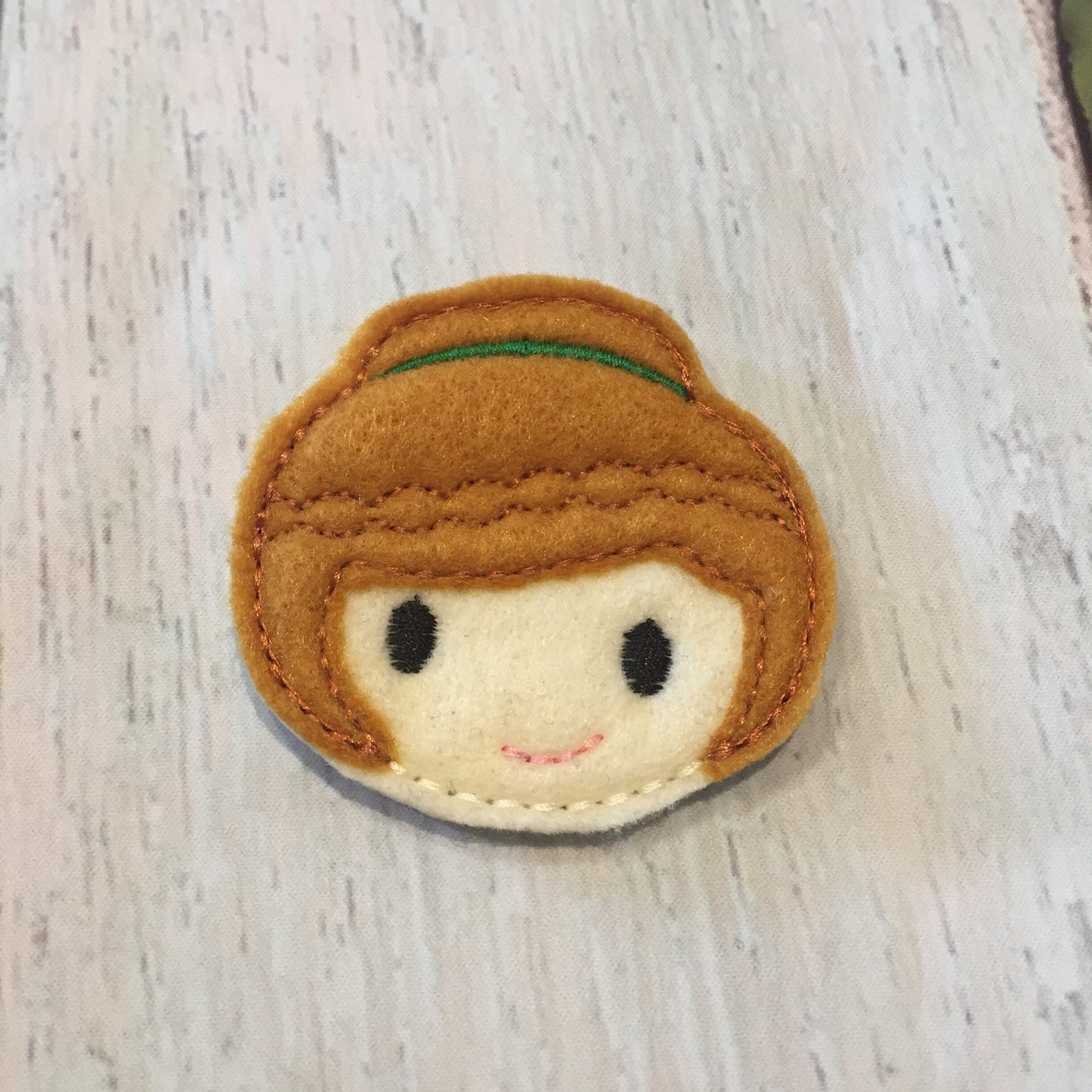 Cold Sisters Felt Snap Hair Clip