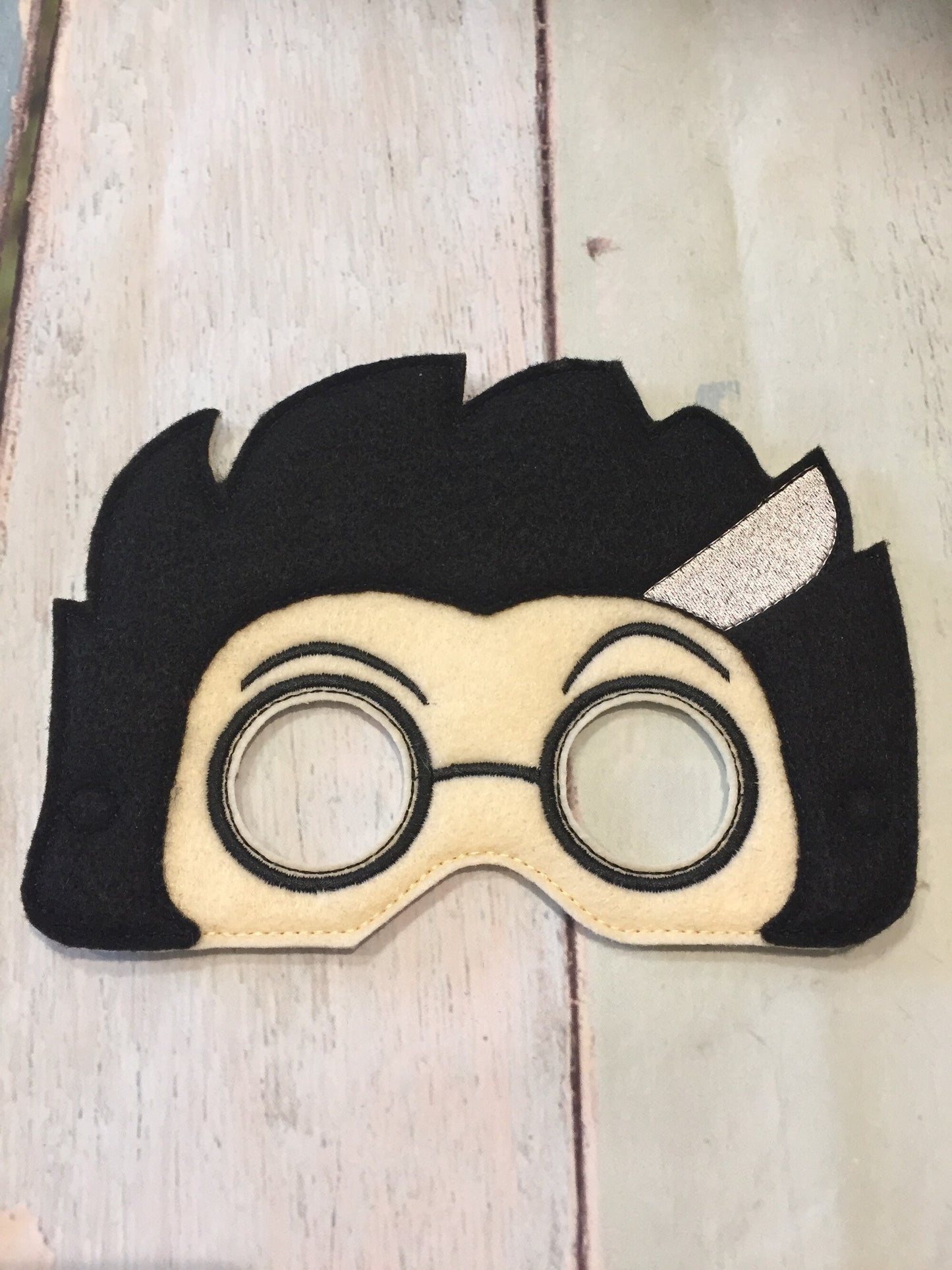 Bedtime Heroes Felt Play Mask