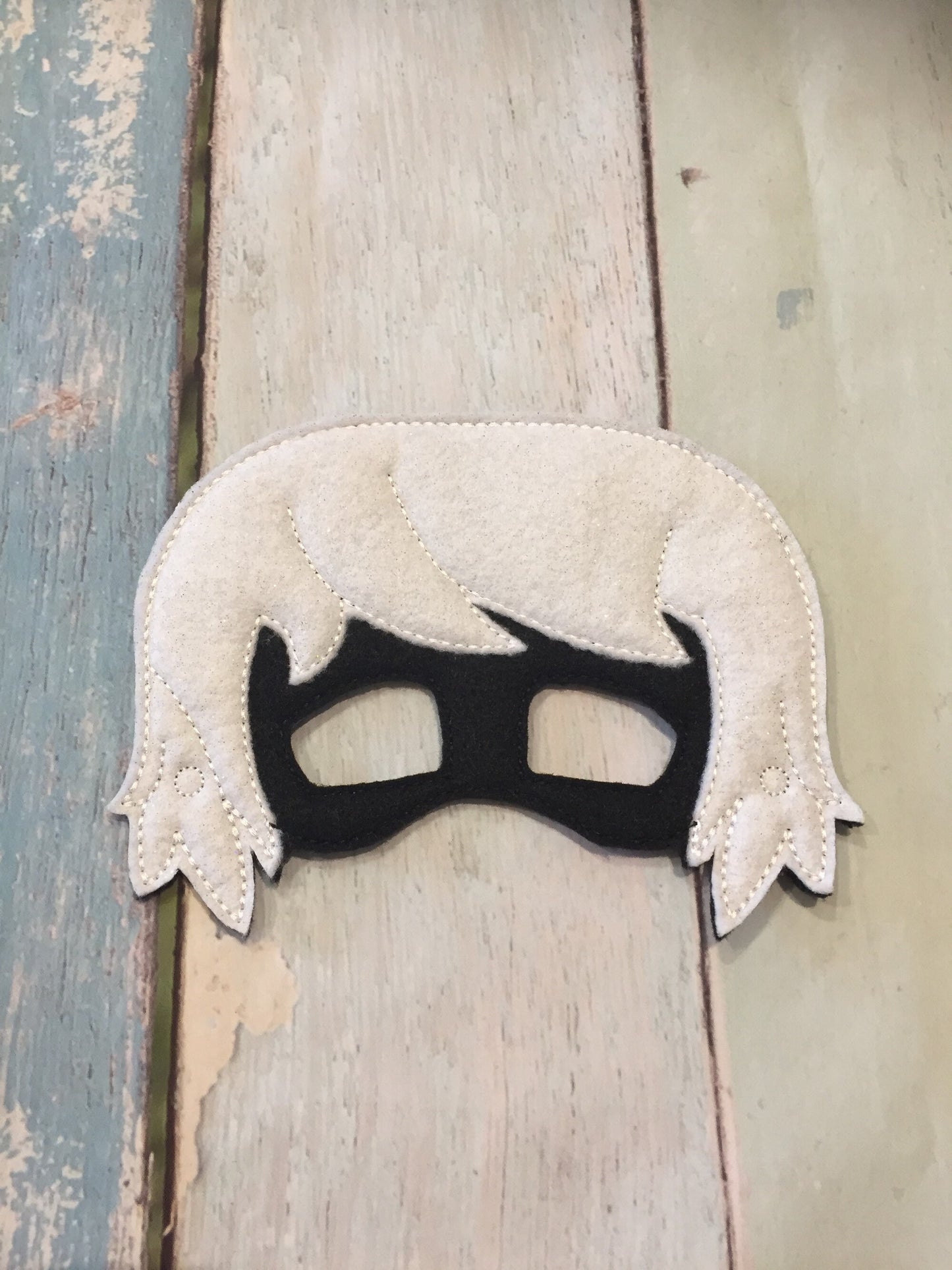 Bedtime Heroes Felt Play Mask