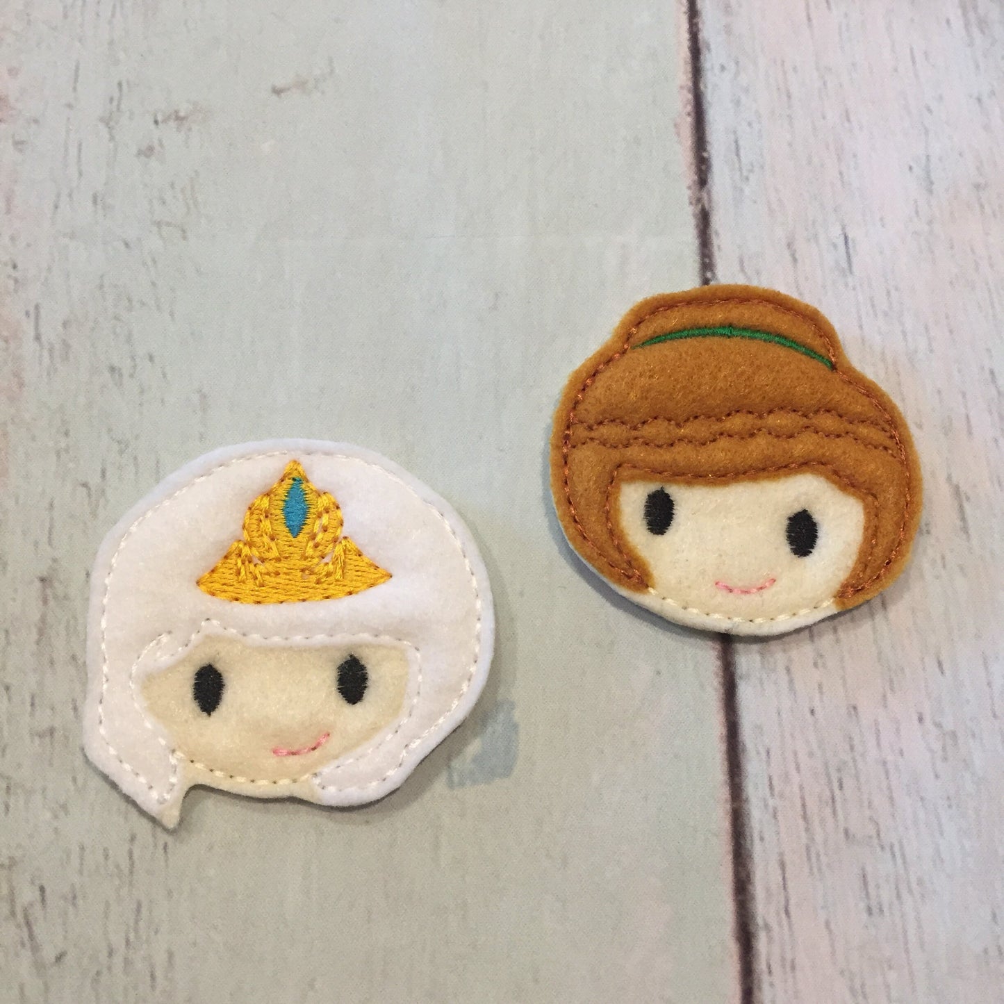 Cold Sisters Felt Snap Hair Clip