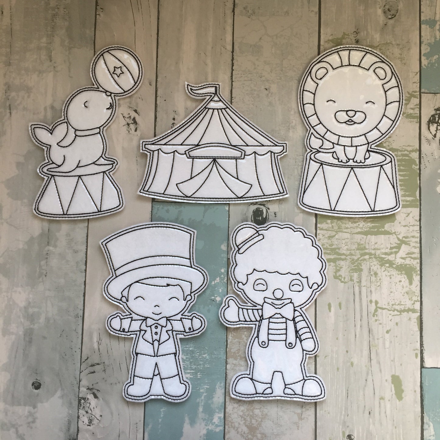 Circus Set 2 Colouring Dolls