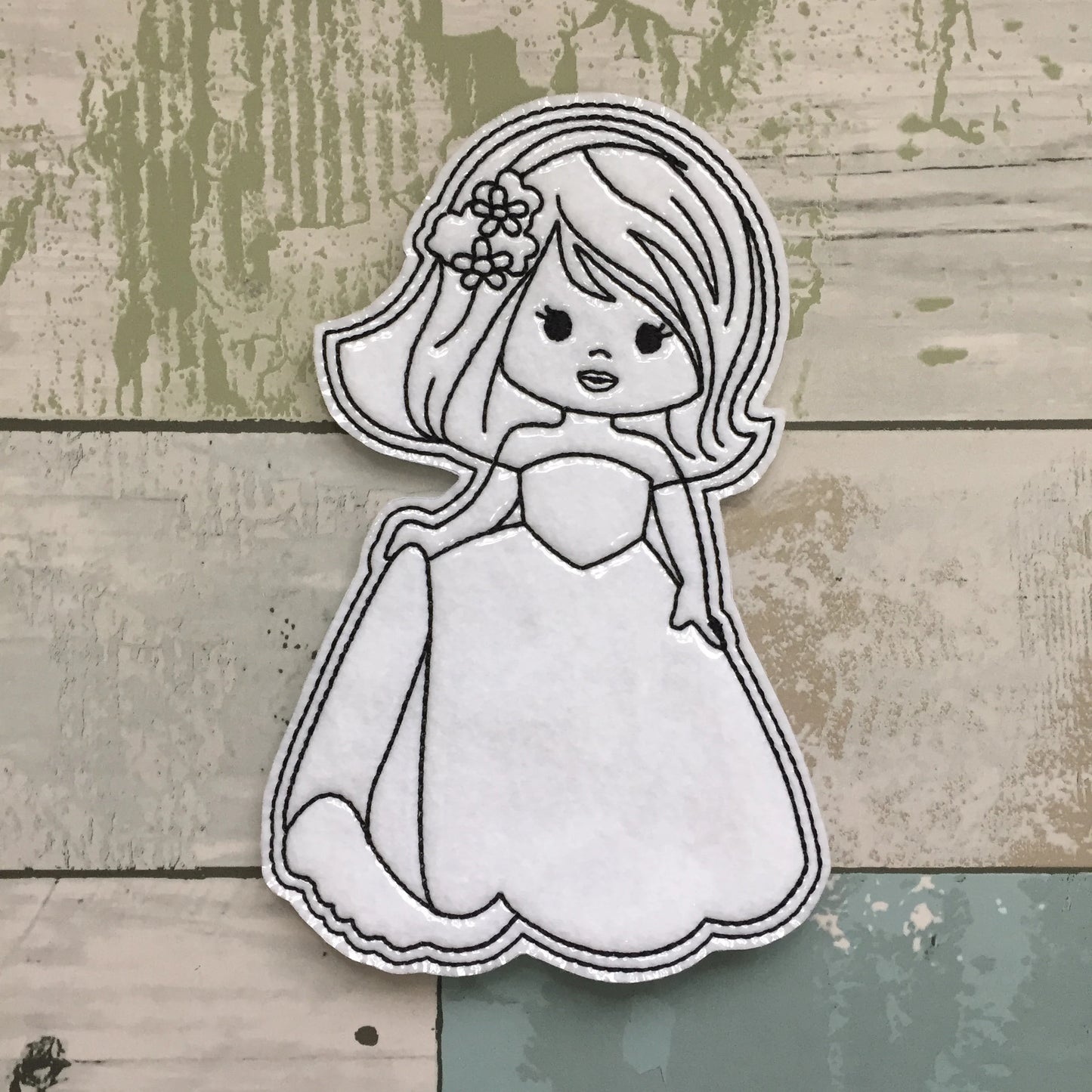 Bride & Groom Colouring Dolls