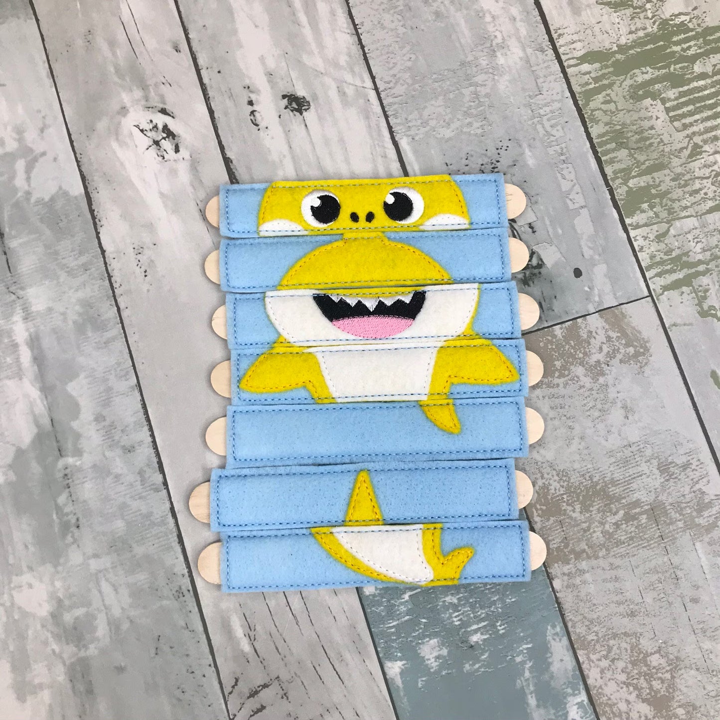 Great White Felt Stick Puzzle