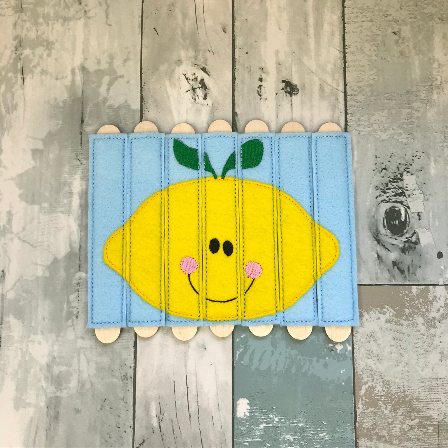 Lemon Felt Stick Puzzle