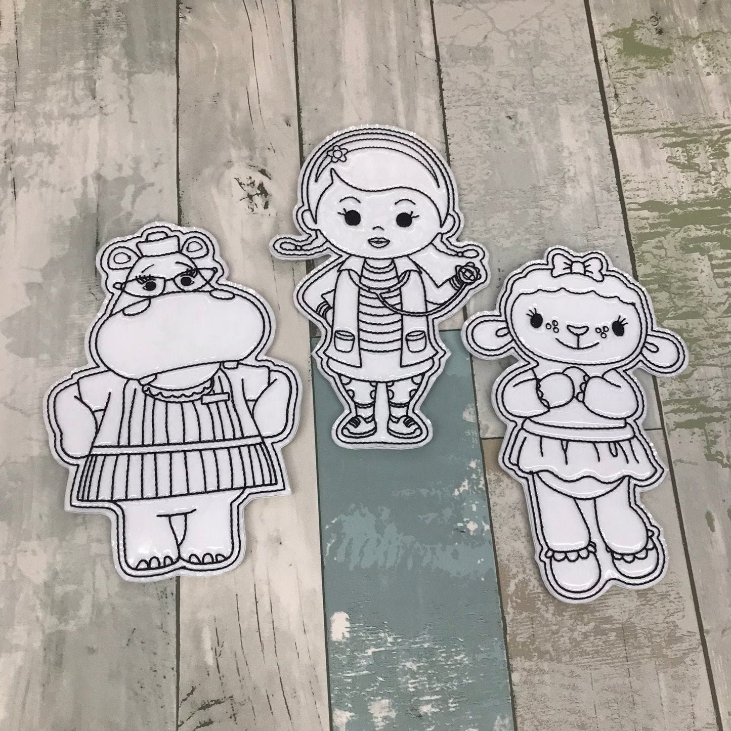 Toy Fixer Colouring Dolls
