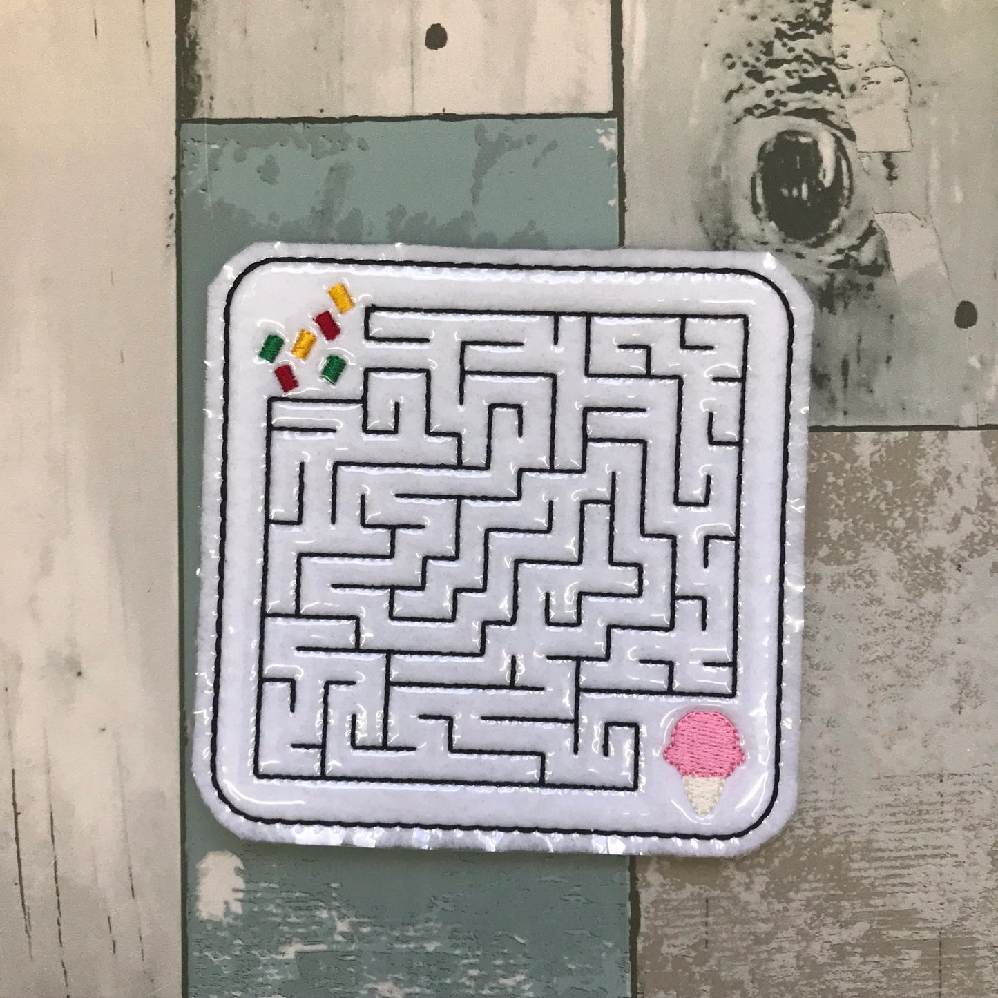 Mazes Colouring Dolls