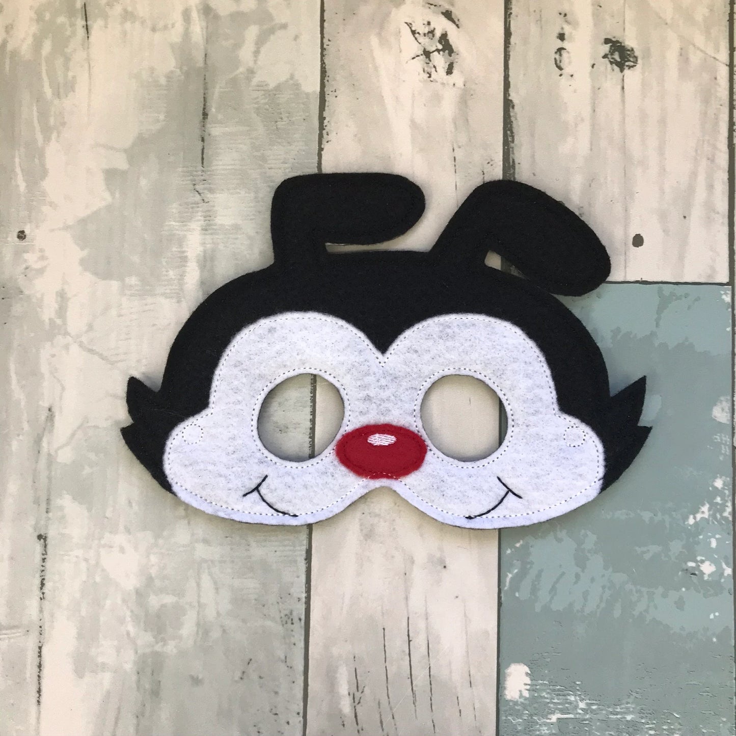 Cartoonus Characterus Felt Play Masks