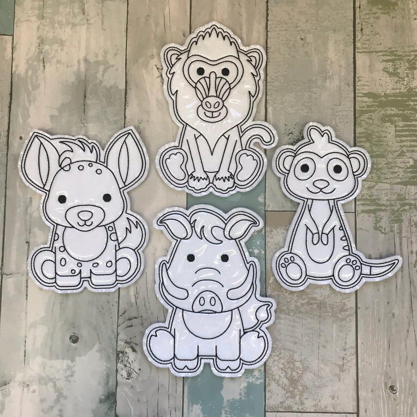 Safari Colouring Dolls