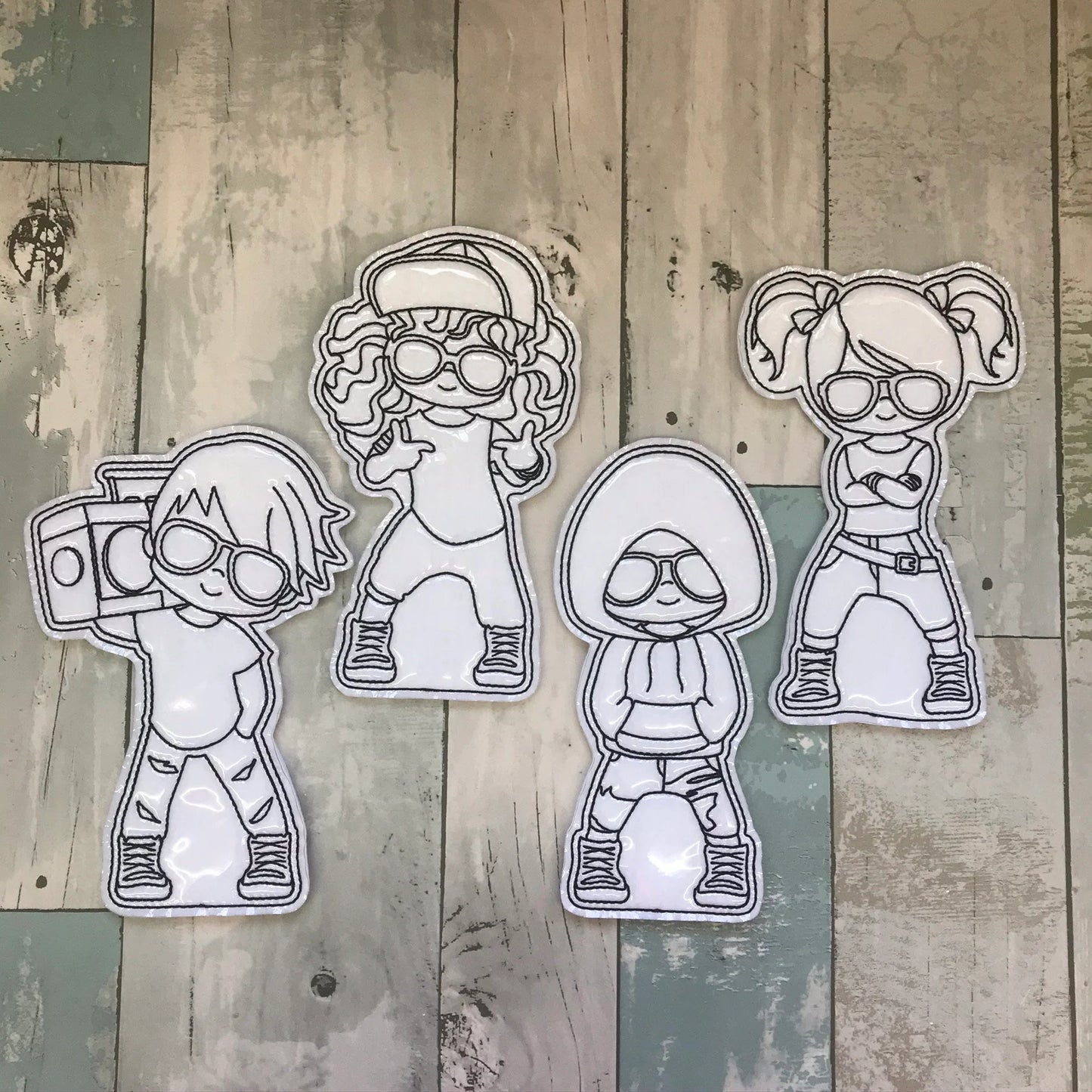 Hip Hop Colouring Dolls