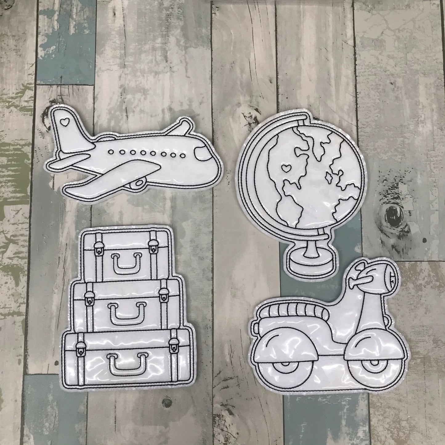 Wanderlust Colouring Dolls