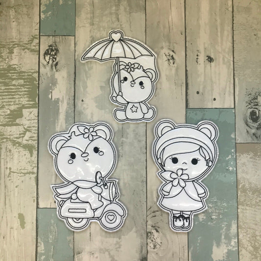 Bear Having Fun With a Friend Colouring Dolls