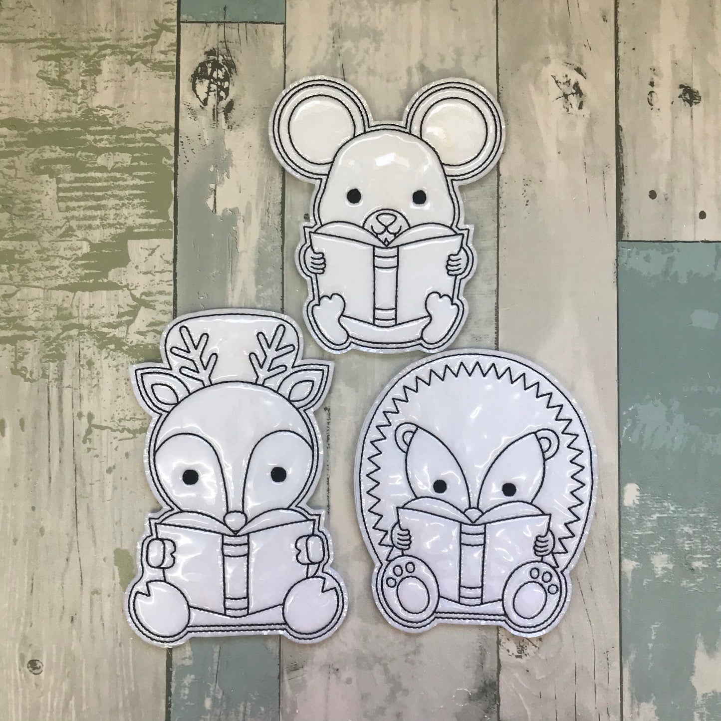 Reading Animals Colouring Dolls