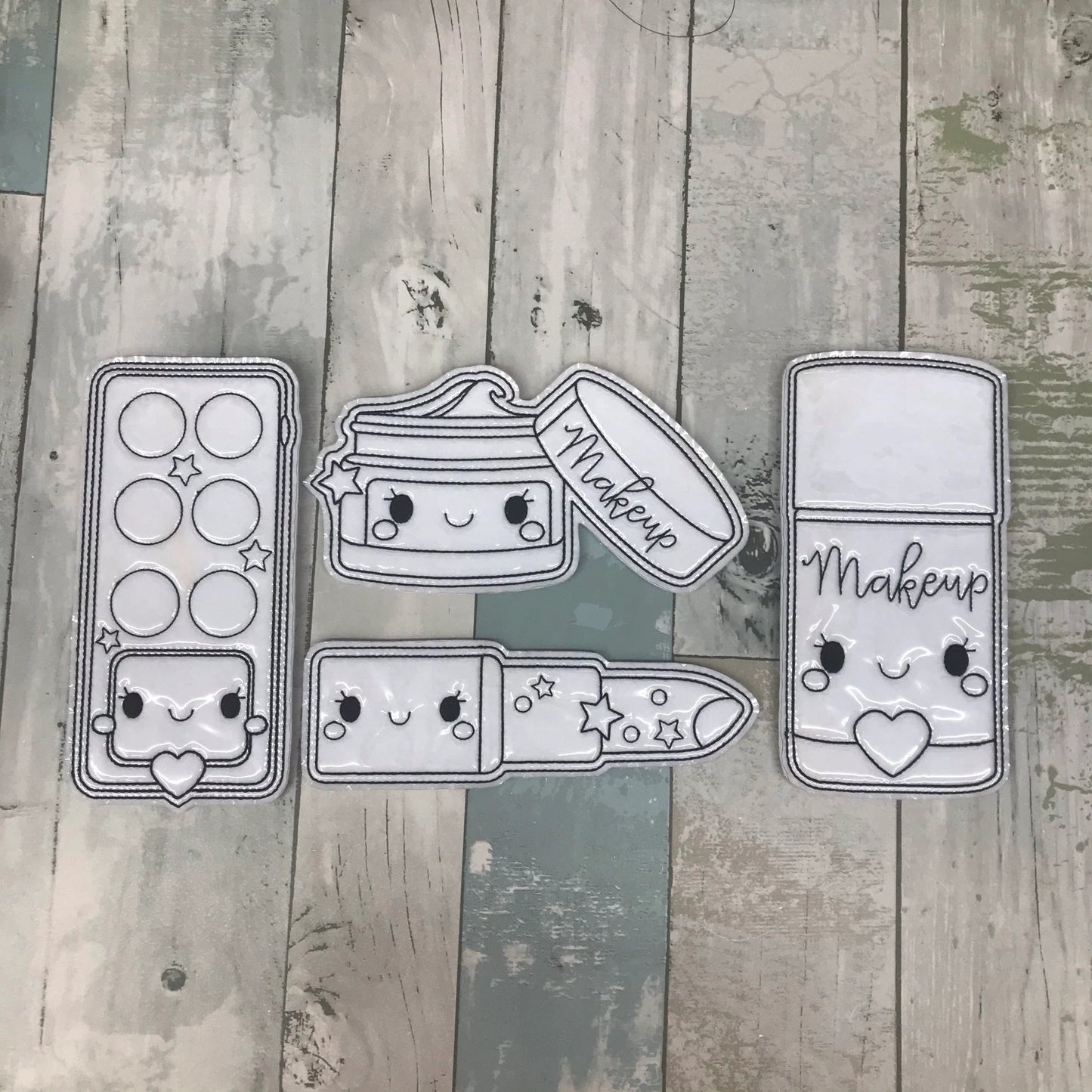 Make Up Colouring Dolls