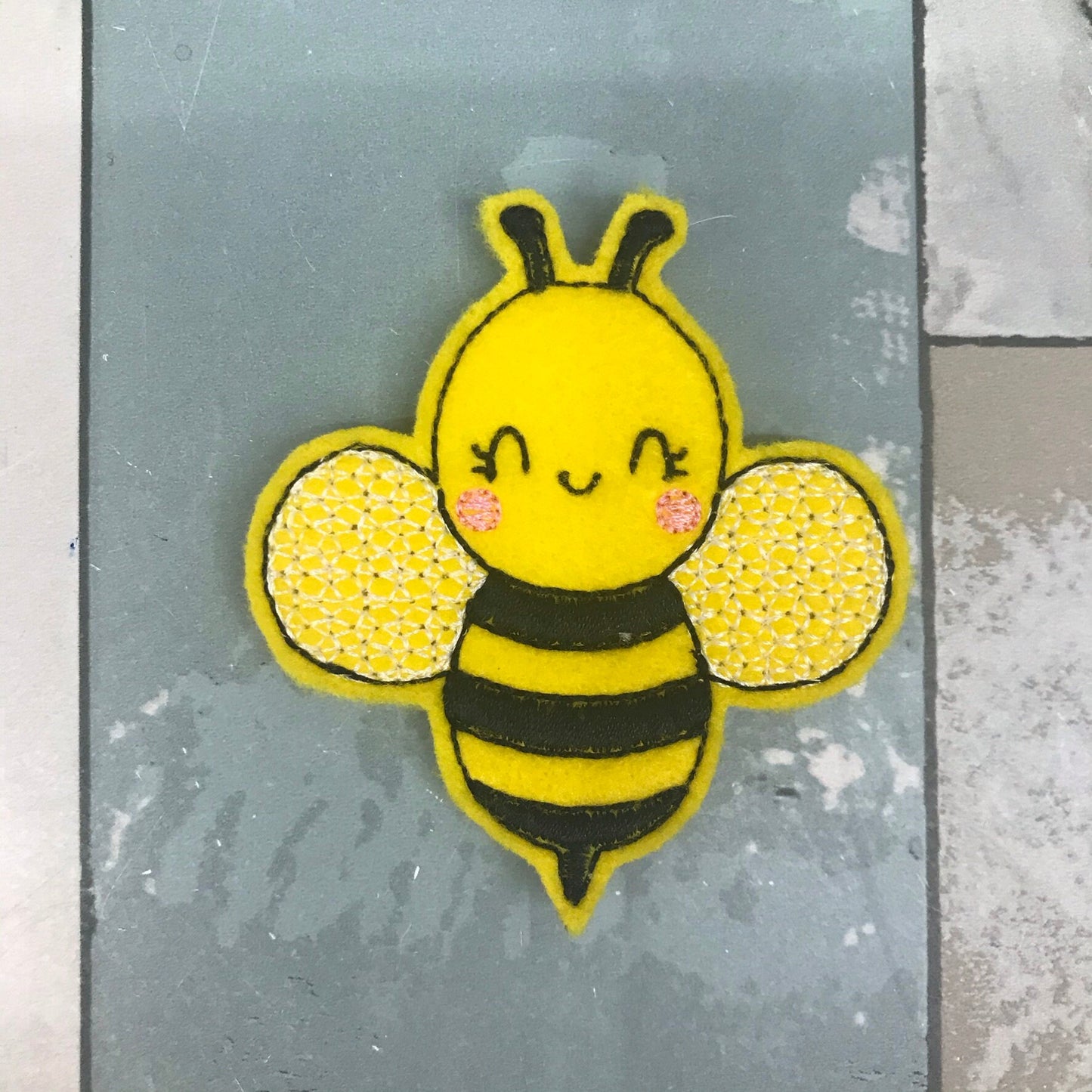 Bee Felt Snap Hair Clip
